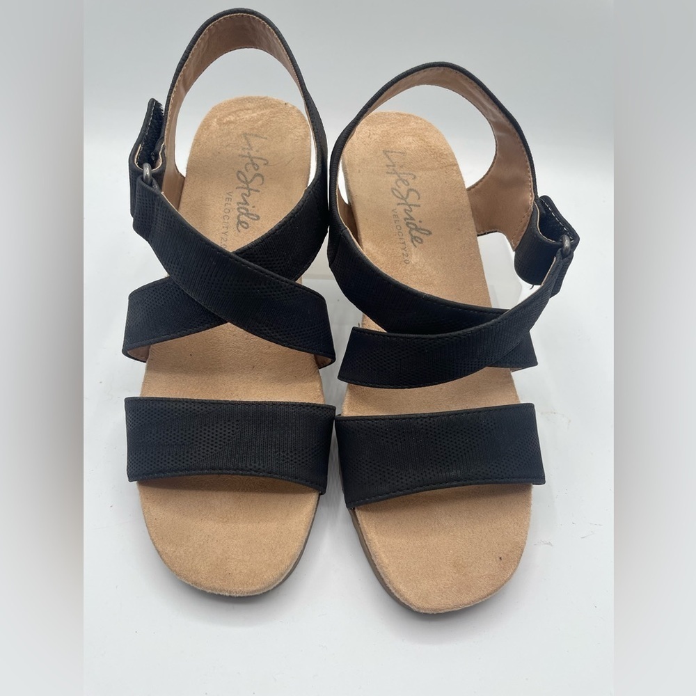 LifeStride Sincere Strappy Wedge Cork Heel Open Toe Black Tan Sandals, size 7